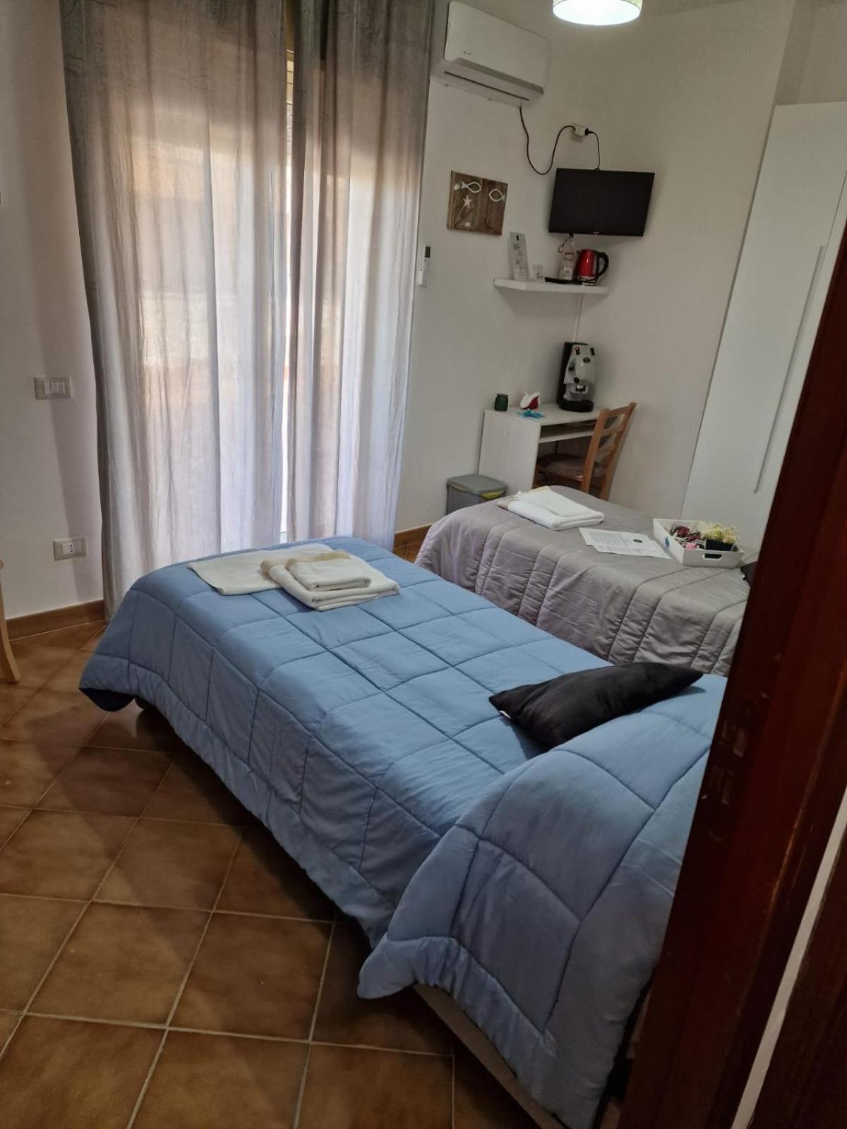 B&B Le Stanze Di Aurora ปาแลร์โม ภายนอก รูปภาพ